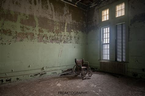 Abandoned State Asylum For The Insane Freaktography