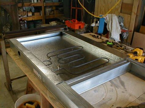 This is a diy video on how to cerakote at home in your garage and with a regular kitchen oven. Constructruction Page | Powder coating oven, Powder coating, Welding and fabrication