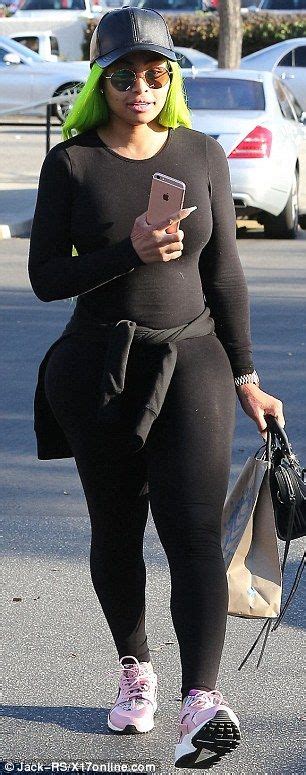 Blac Chyna Shows Off Green Hair And Crams Curves Into Tight Leggings