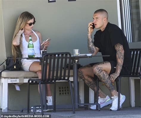 AFL Superstar Dustin Martin Spotted On A Lunch Date With Mystery Blonde Woman At Bondi Beach