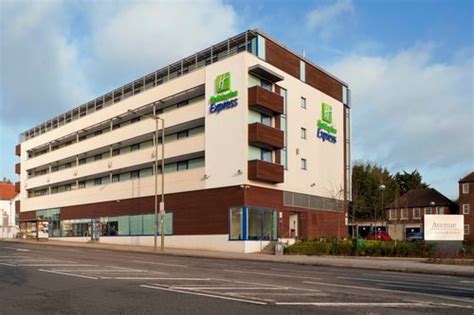 Rates from £70 per room. Holiday Inn Express London - Golders Green (A406) - Hotels ...