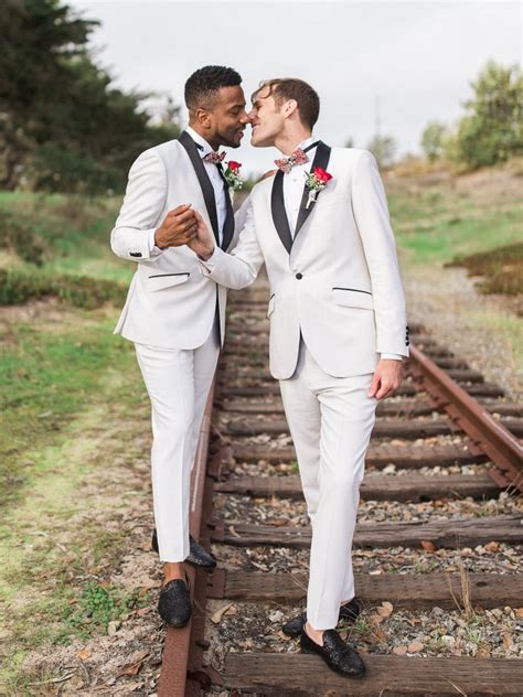 Groom Sees Color For The First Time At His Wedding Popsugar Love