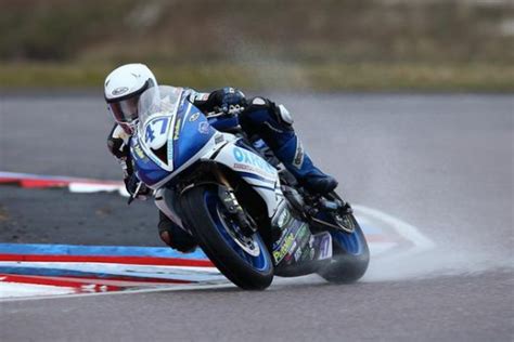 thruxton bsb cooper fastest in supersport practice bikesport news