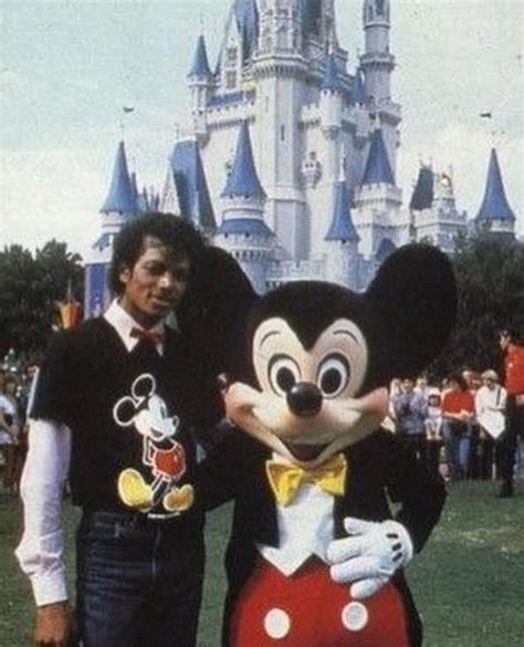Mickey Mouse Welcoming Michael Jackson To Disney World 1983 R