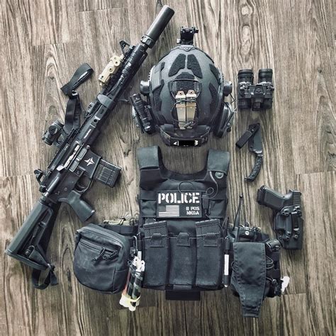Pin By Marcia Braga On Armas Tactical Gear Loadout Military Gear