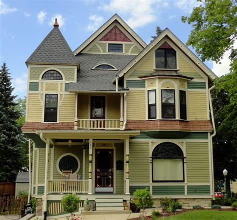 Painted Lady House Colors Decor