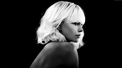 Charlize Theron Monochrome Wallpaper Hd Movies K Wallpapers Images