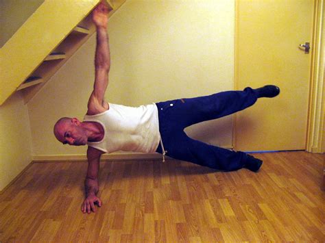 Start Bodyweight Training Plank Progression