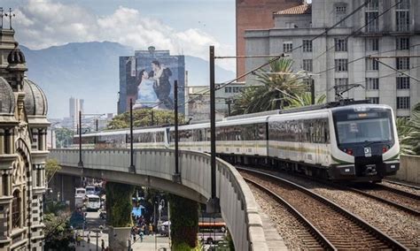 Por Marchas En La Ciudad Líneas Del Metro De Medellín Están Sin