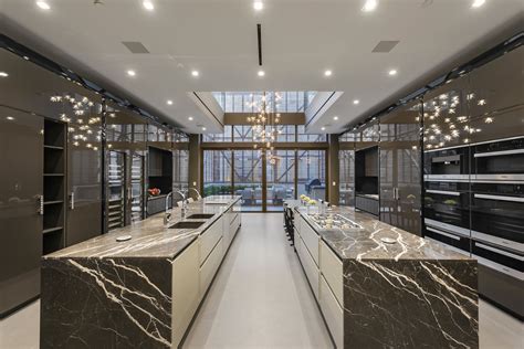 This New York City Mansion Comes With A Bentley Luxury Kitchens