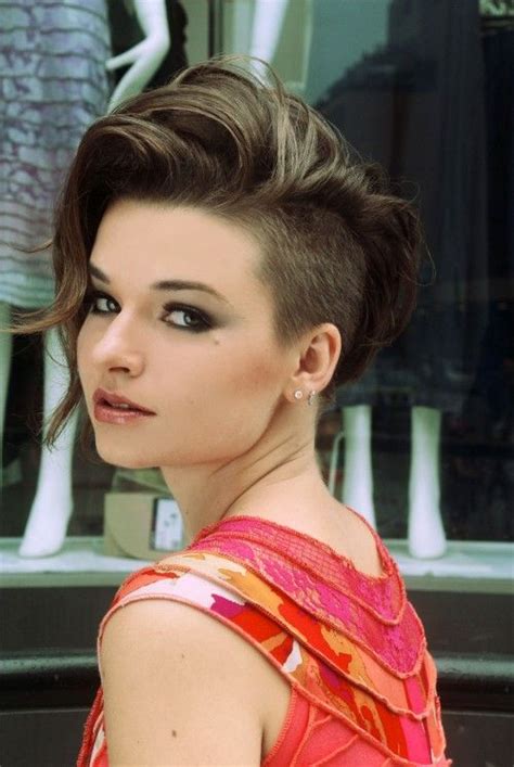 The undercut will show everyone you take pride in your hairstyle, but. Gorgeous Undercut Hairstyles for Women - Ohh My My