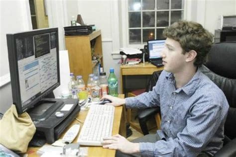 Mark Zuckerberg Cumple Hoy Y Recordamos Las Polémicas De Facebook
