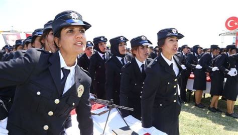Polis akademisi başkanlığı tarafından 19. POMEM 3 bin kadın polis alımı başvurusu için son gün! 24 ...