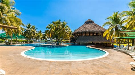 Cheap Beach Vacation Affordable Tropical Getaways Guatemala Beaches