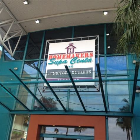 Tuggerah Super Centre Shopping Mall In Tuggerah