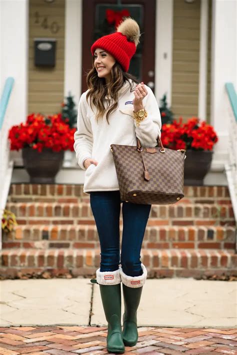 30 Hunter Rain Boots Outfits You Want To Copy Lillies And Lashes