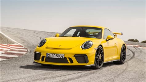 2018 Porsche 911 Gt3 Racing Yellow Wallpapers Hd Wallpapers Id 21585