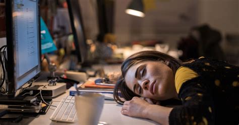 Bbc Journalists Napping On The Job Have The Right Idea Say Sleep Experts