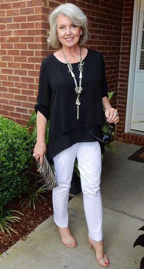 White Pants Outfit For Older Women Stylish Summer Outfits Fashion