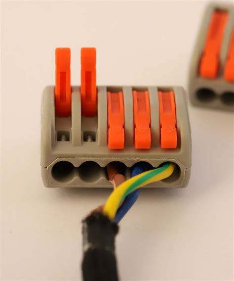 Electrical Wire Connector Block