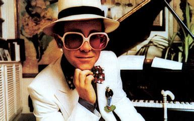 Performance in a music special elton john in australia (1987). Luiferiga: El joven y extravagante Elton John