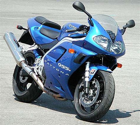 2001 Triumph Daytona 955i Motozombdrivecom