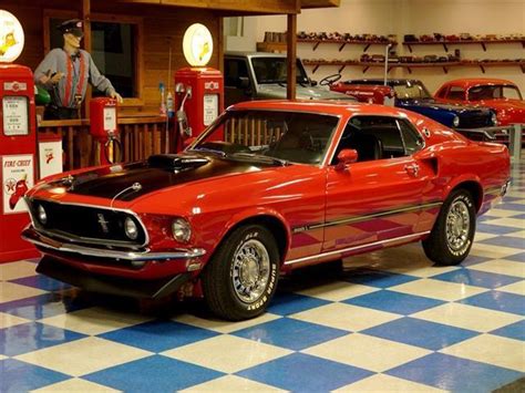 1969 Ford Mustang Mach 1 Super Cobra Jet Candy Apple Red Black