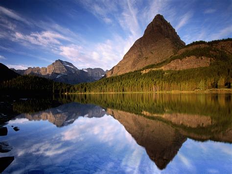 High Mountain And Lake Scenery Background Scenery Backgrounds