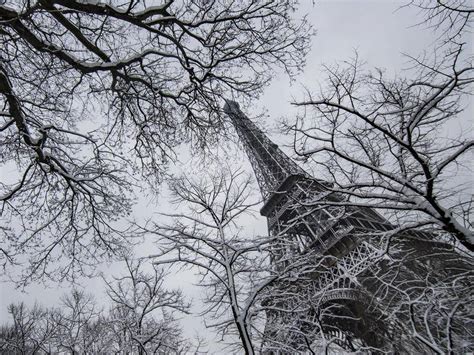 Eiffel Tower Closed By Snow Freezing Rain The Courier Ballarat Vic