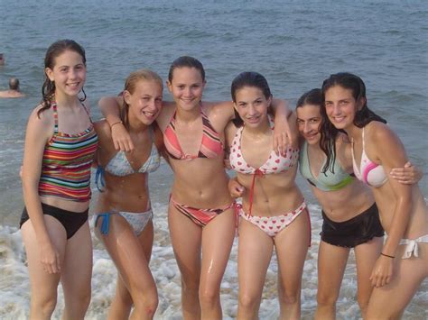 Bikini Girls Group Shots