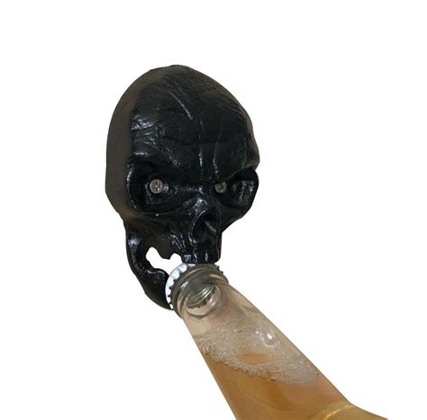 2020 Skull Wall Mounted Opener Retro Style Cast Iron Beer Bottle