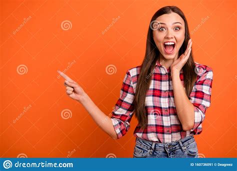 portrait of her she nice attractive crazy overjoyed cheerful straight haired girl pointing