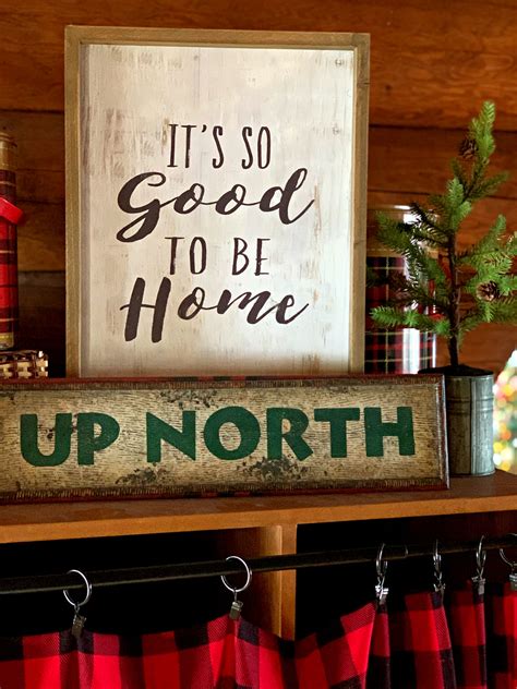 Christmas Welcome Signs ~ White Arrows Home