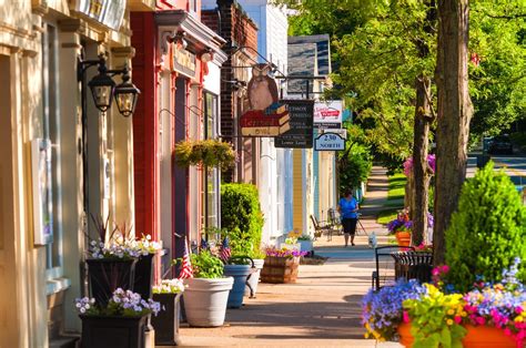 Explore Main Street In Old Saybrook Ct Explore This Historic Street