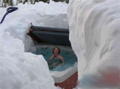 Winter Hot Tub Picture Ebaums World