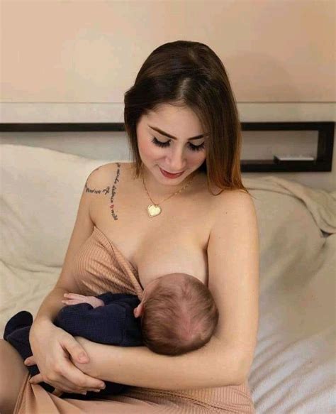 Baby Pictures Mother Baby Photography Selfie Tips Breastfeeding