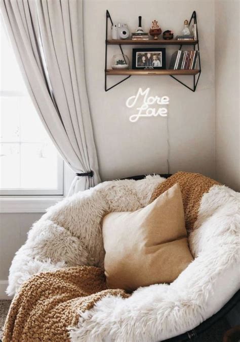 20 Cozy Corner Bed Ideas