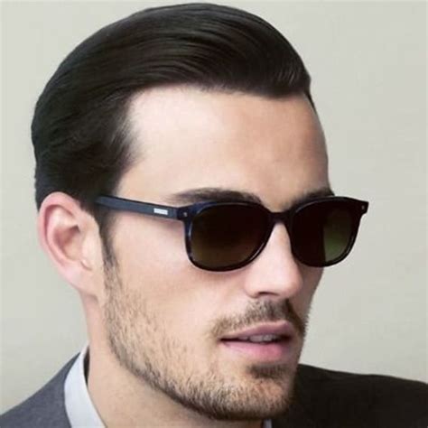 10 Preppy Haircuts For Men To Look Well Maintained