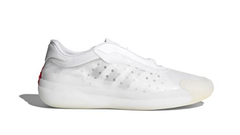 Back in november of last year, prada and adidas officially announced their partnership, one that would further bridge luxury with sportswear. Prada x Adidas Luna Rossa 21 Cloud White/Silver Metallic ...