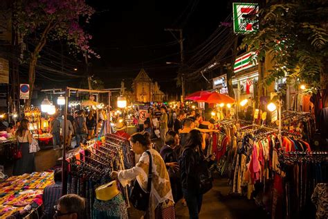 Chiang Mai Night Market Chiang Mai Sunday Night Market Mit Bildern