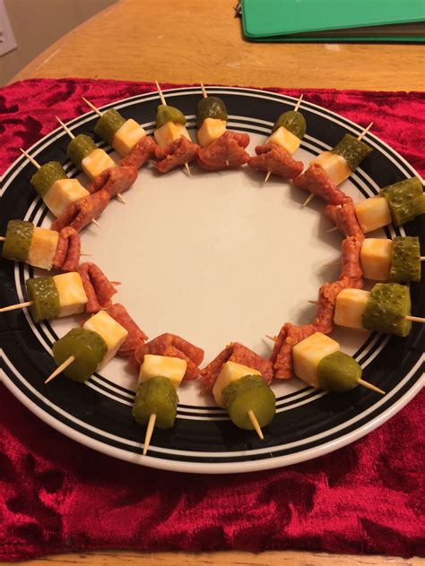 3 Ingredient Party Platter Pepperoni Cubed Colby Cheese And Kosher