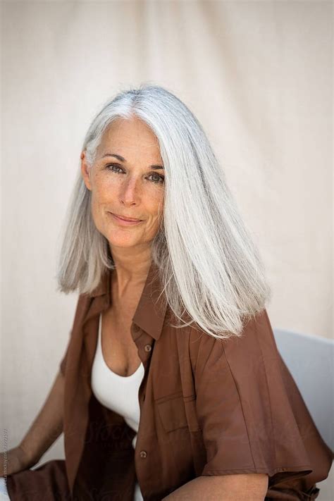 grey hair old natural gray hair long gray hair white gray hair color silver white hair