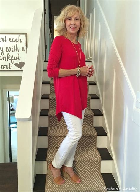 18 Outfits For Women Over 60 Fashion Tips For 60 Plus Women