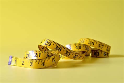 Cómo medir la longitud y la circunferencia de su pene