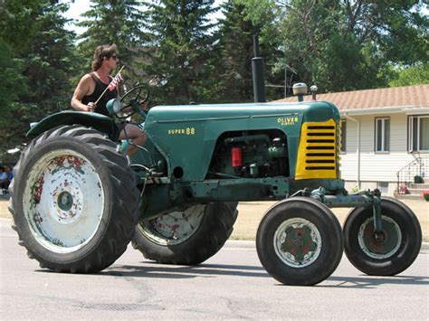 Backyard Classic 1955 Oliver Super 88 Diesel Tractor Ive Got The