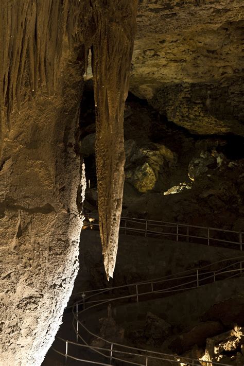 Blanchard Springs Caverns