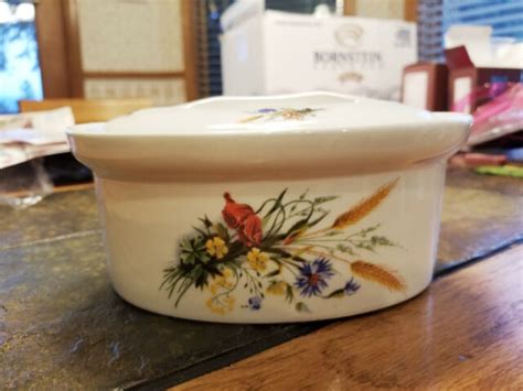 Cordon Bleu Bia Covered Baking Dish Parrot Poppy And Flowers Wheat Casserole Ebay