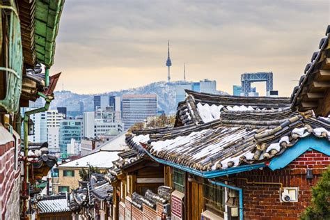 Historic Neighborhood Of Seoul Stock Photo Image Of Landmark Hanok