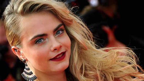 Um What She Said Cara Delevingne Thinks Men Lack Right Tools To Satisfy Women Sexually