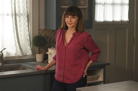 Mary Steenburgen Teases Zoeys Extraordinary Playlist Finale